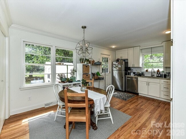 Building Photo - 7109 Rockcliff Ct