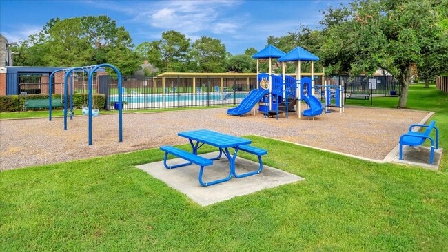 Building Photo - 146 Bayou Bend Dr