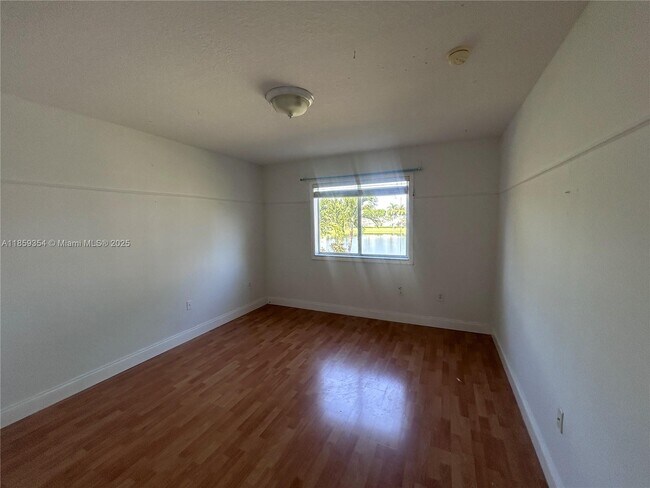 Building Photo - 6528 SW 158th Pass