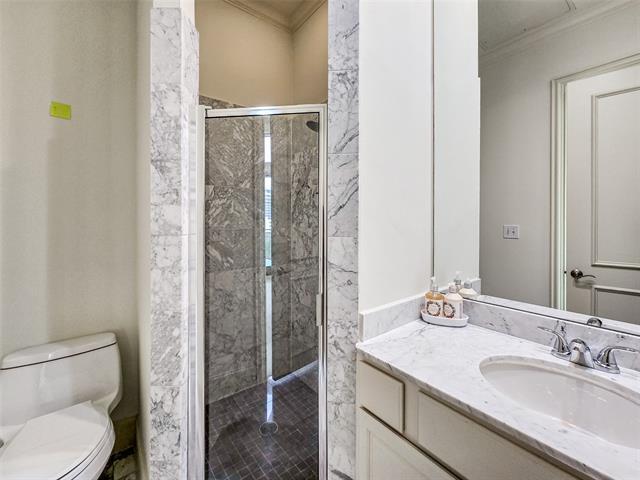 Building Photo - 3535 Gillespie St