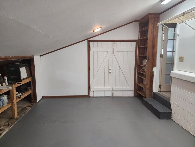 Building Photo - Country Home for Rent in Hanover