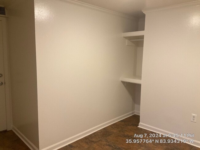 Building Photo - 1716 Clinch Ave