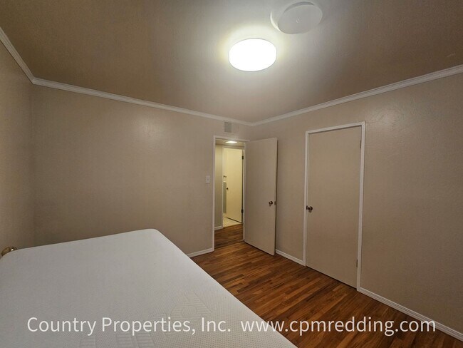 Building Photo - 4-Bedroom in the Garden Tract with Shop & ...