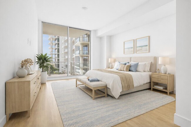 Building Photo - 220 Lake Shore Dr