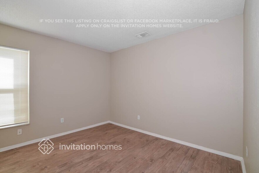 Building Photo - 7815 Sagebrush Pl