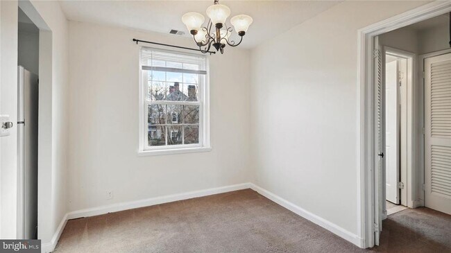 Building Photo - 3529 S Utah St