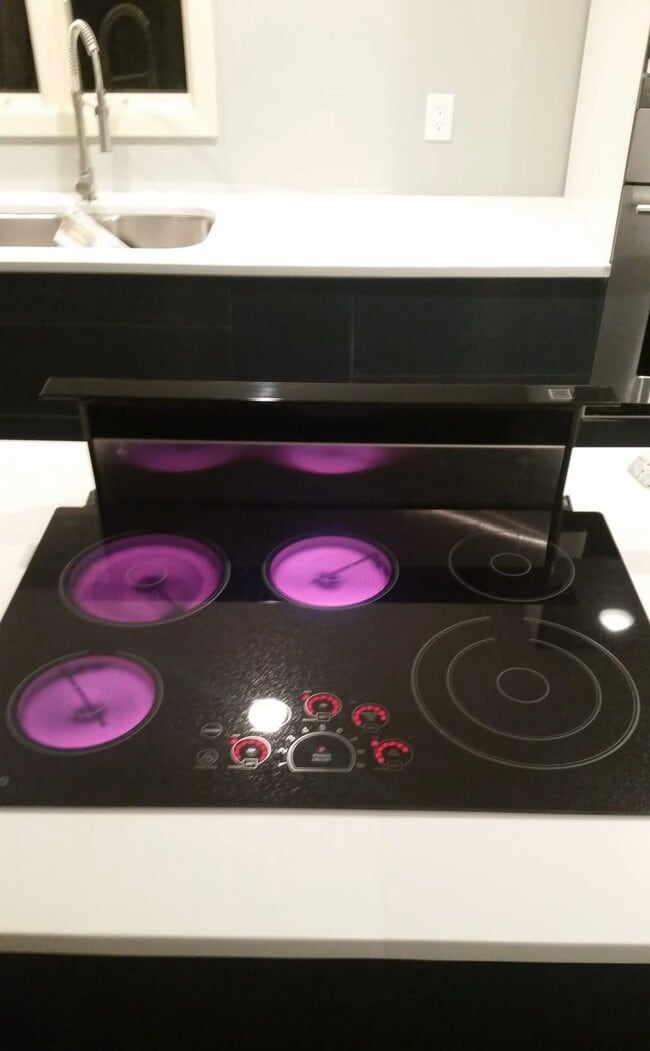 Building Photo - 3300 e 125th st.