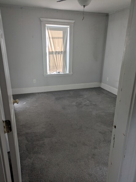 Room - 1 Hathorne Cres