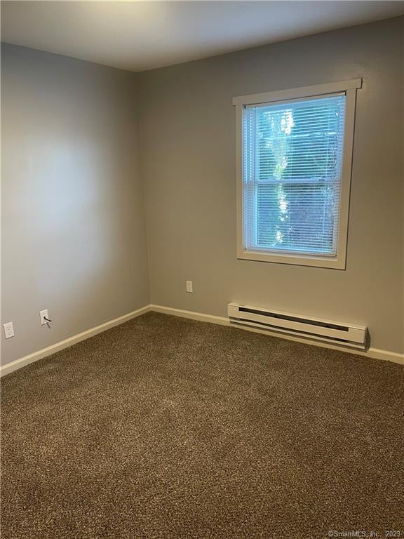 Building Photo - 83 Midway Oval