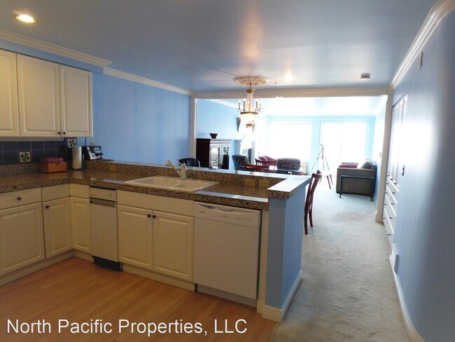 Building Photo - 2 br, 2 bath House - 601 West Mercer Place...