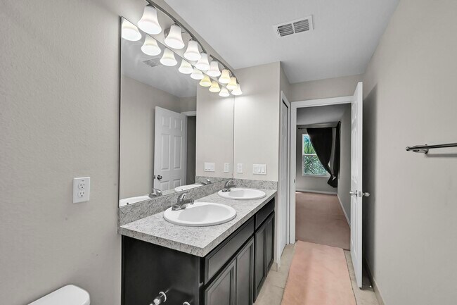 Building Photo - 3351 Liberty Square Way