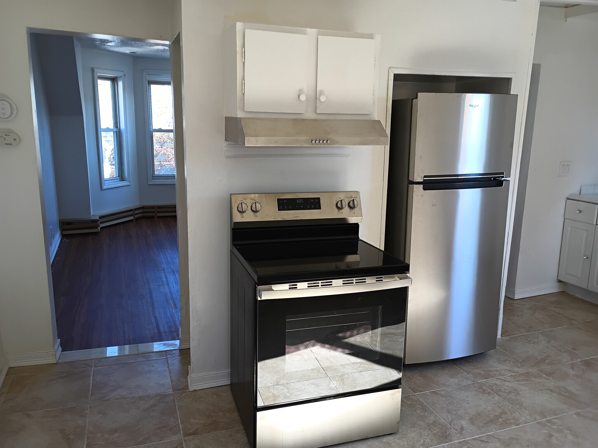 Building Photo - 10 Flint St