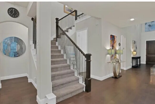 Building Photo - 2400 Triton Dr