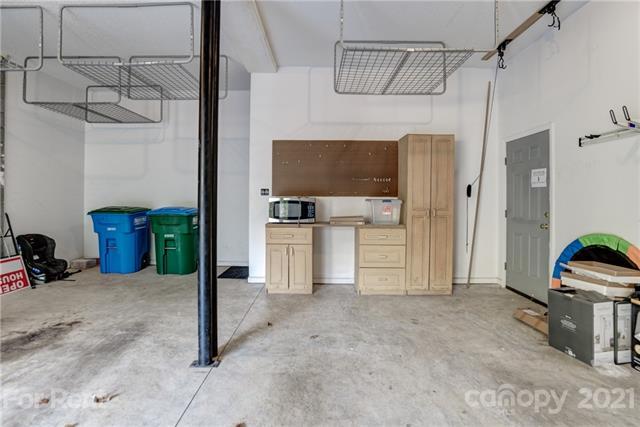 Building Photo - 47 Lawterdale Rd