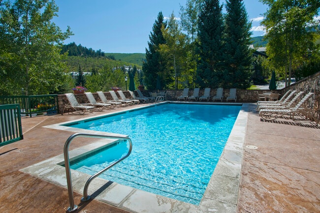 Building Photo - 50 Scott Hill Rd