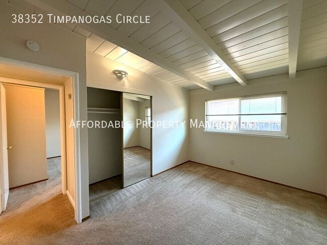 Building Photo - 38352 Timpanogas Cir