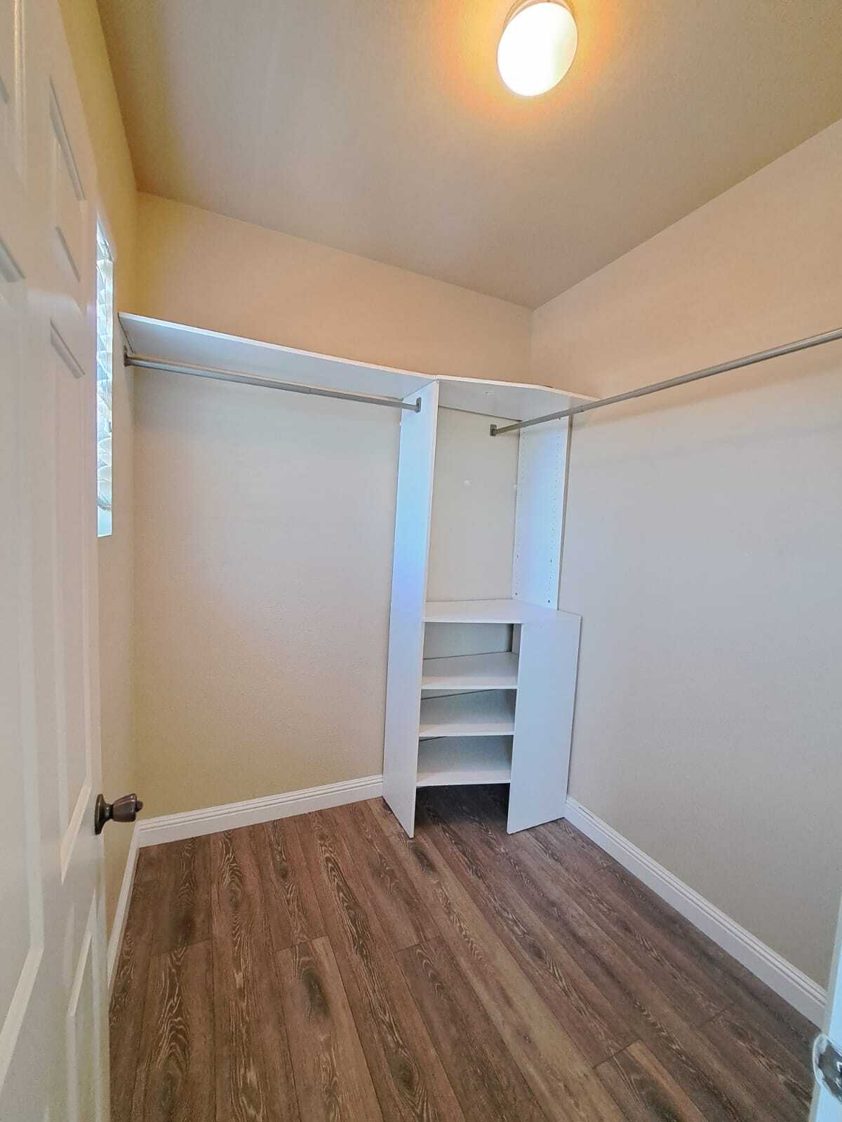 Building Photo - 4800 Westlake Pky