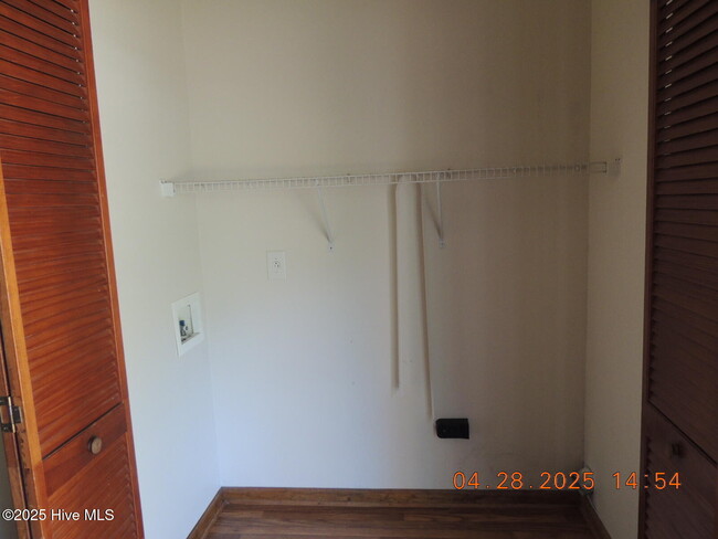 Building Photo - 100 Pisgah Ct