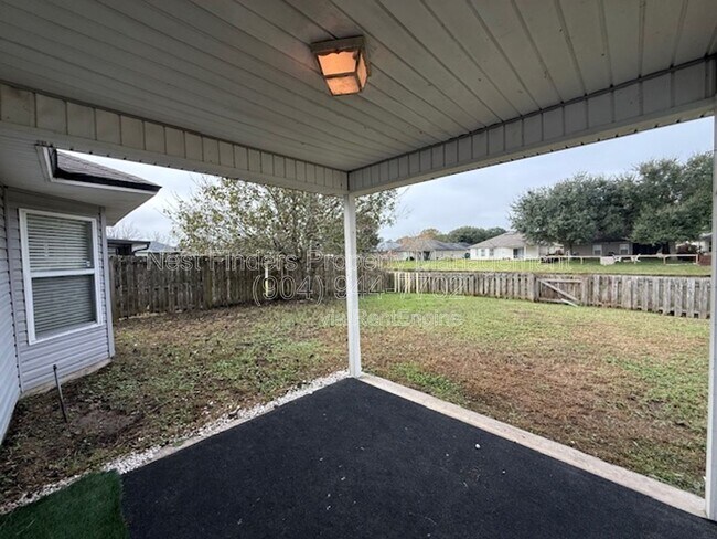 Building Photo - 12059 Hayden Lakes Cir