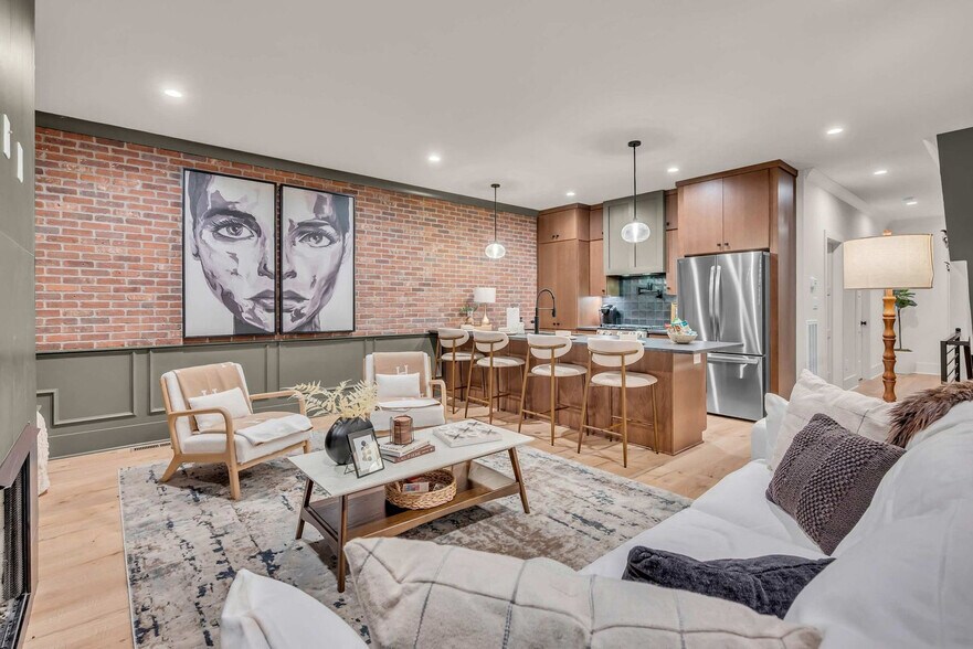 Building Photo - 1701 Portland Ave