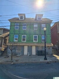 Building Photo - 1288 E 4th St