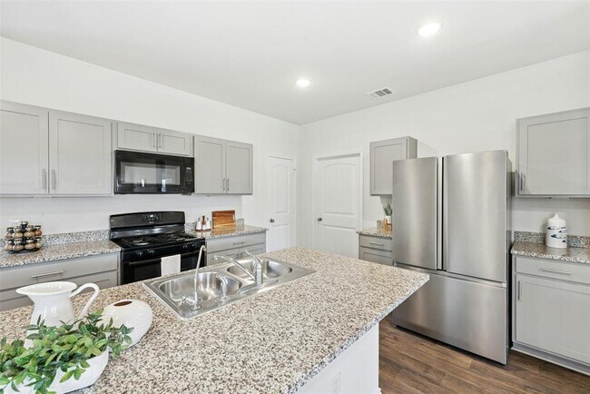 Building Photo - 187 Dorchester Dr