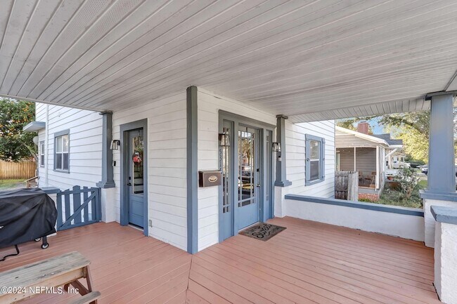 Building Photo - 5316 Colonial Ave