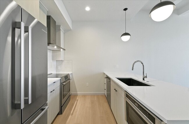 Building Photo - 4340 E Haystack St