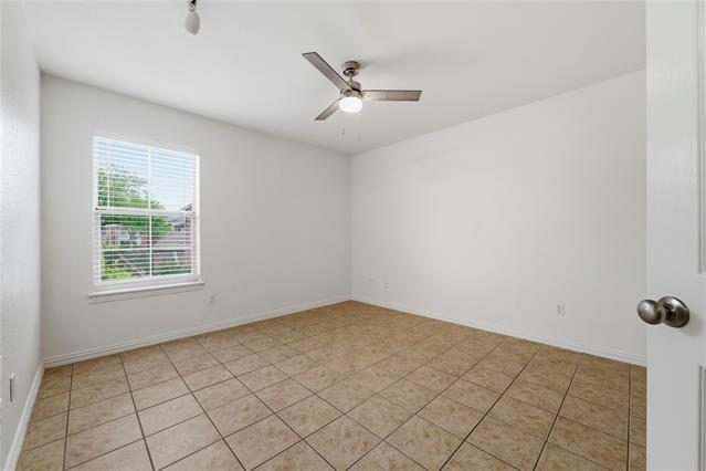 Building Photo - 4263 Towne Lake Ct