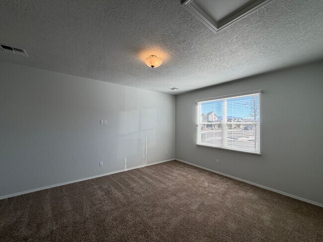 Building Photo - 2 Bedroom Single Story New Build in Mesa Del Sol Near Netflix Studios!