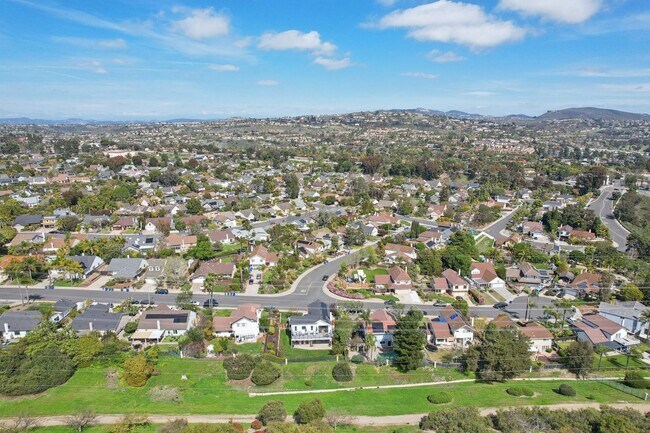 Building Photo - 7249 Mimosa Dr