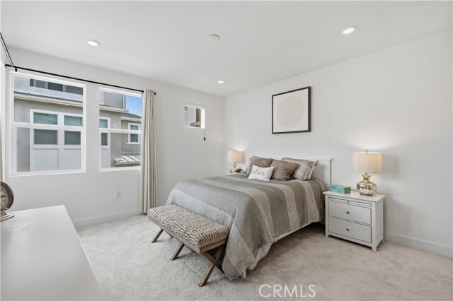 Building Photo - 208 Yerba