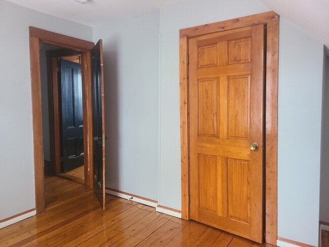 Building Photo - 30 South St