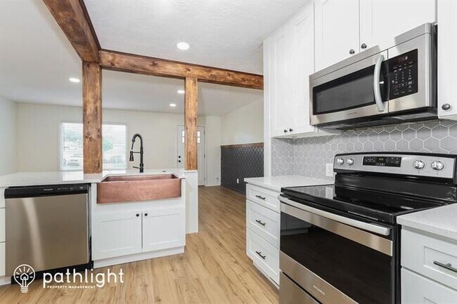 Building Photo - 173 Mond St, Ogden, UT, 84404