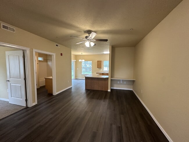 Building Photo - 10151 W Rifleman Ln