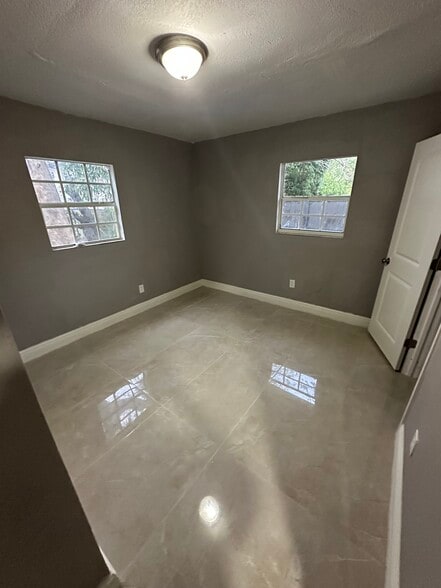 Building Photo - 759 NW 69th St