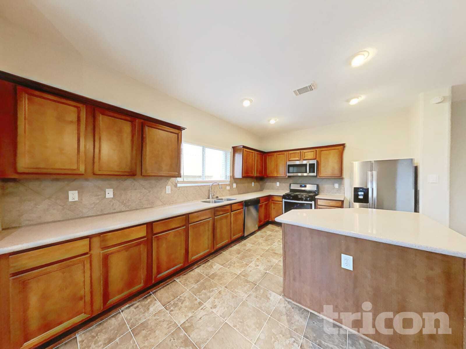 Building Photo - 7711 Sapulpa Ln