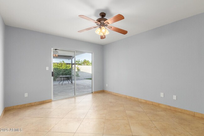 Building Photo - 4107 N 106th Ave