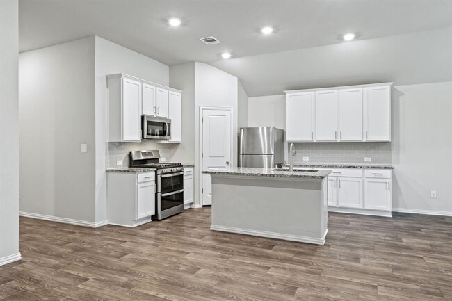 Building Photo - 143 Alexander