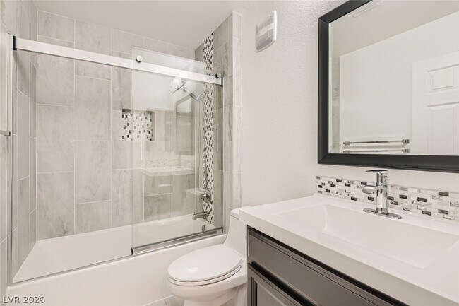 Building Photo - 7609 Almeria St