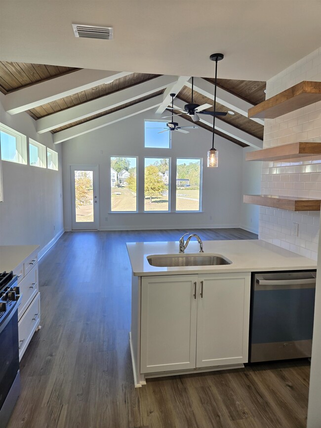 Building Photo - 5684 Native Oak Dr