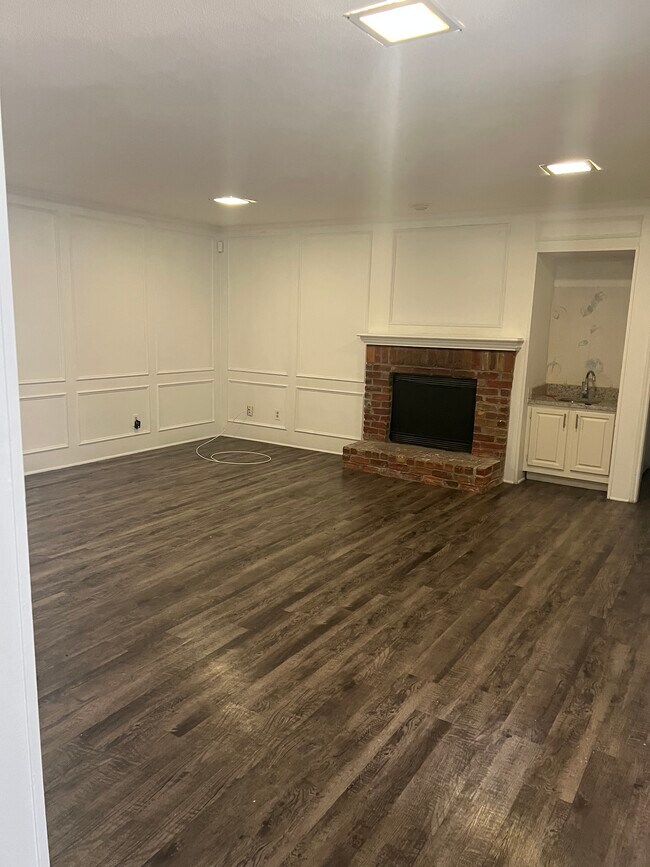 Building Photo - 13308 Fall Manor Dr