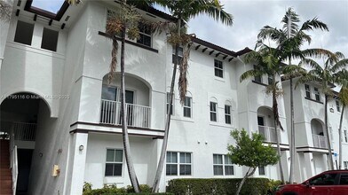 Building Photo - 8850 NW 97th Ave