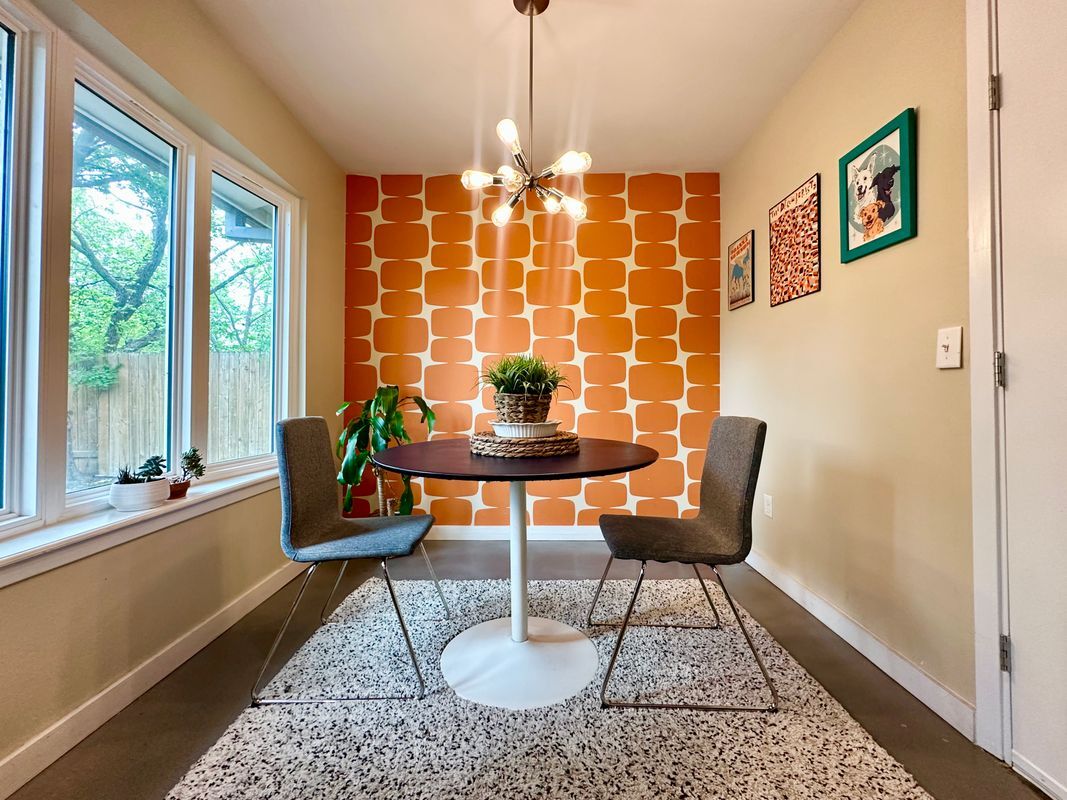 Building Photo - 2707 Ashdale Dr