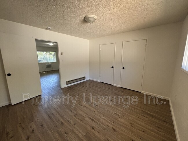 Building Photo - 705 Kimball Rd