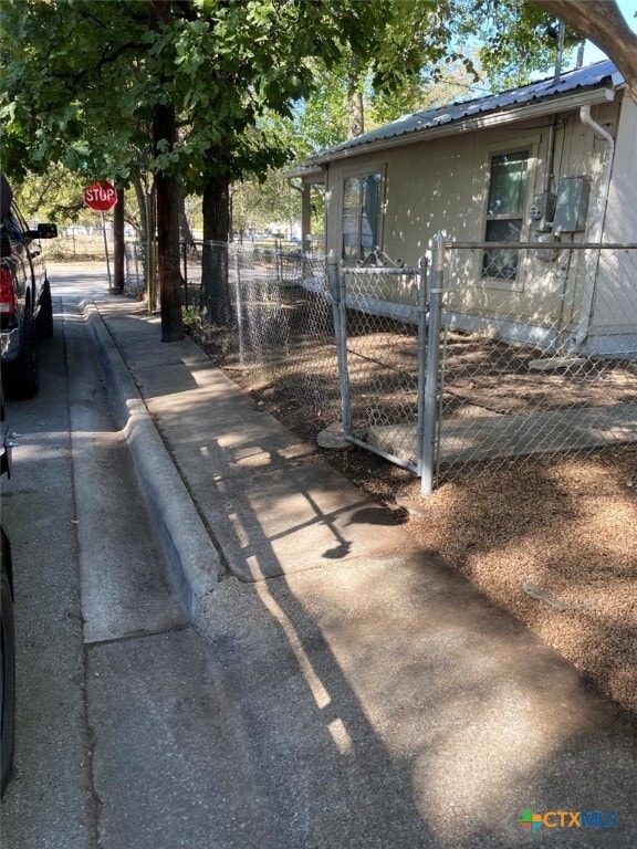 Building Photo - 511 McKie St