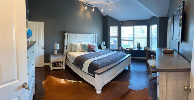 Building Photo - 4615 Parkstone Bend Ct