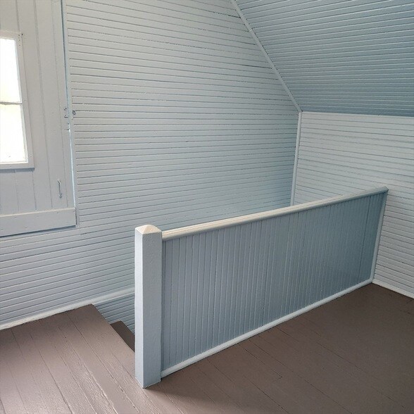 Building Photo - 15 Berkmans St