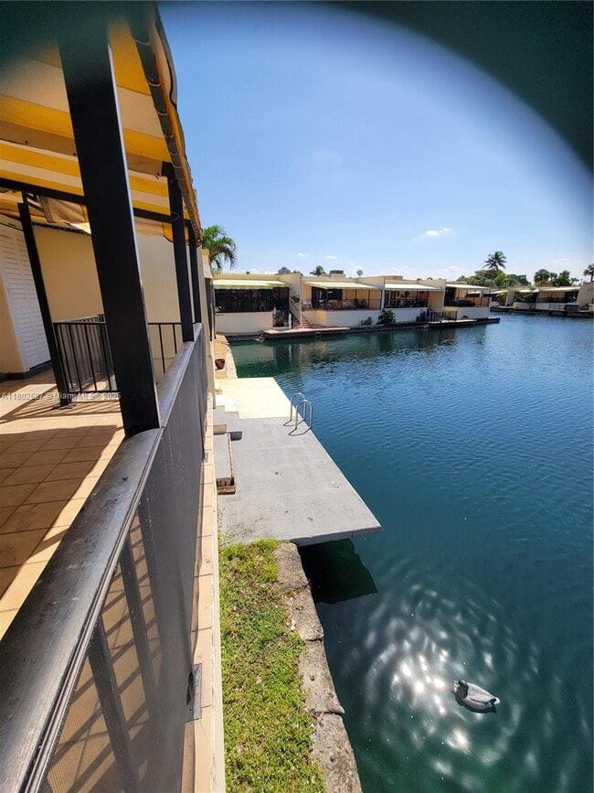 Building Photo - 15504 Sharpecroft Dr