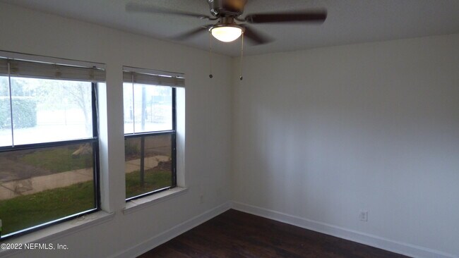 Building Photo - 5615 San Juan Ave